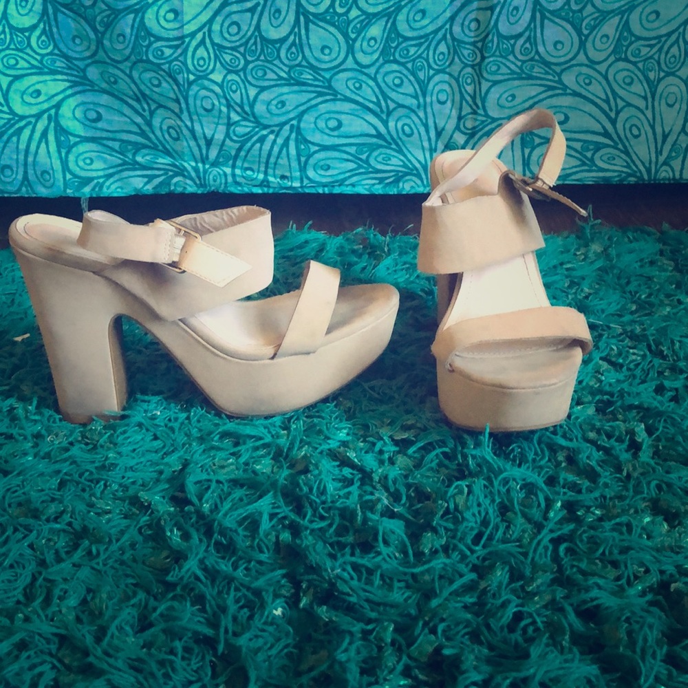 These shoes are PERFECT for date nights